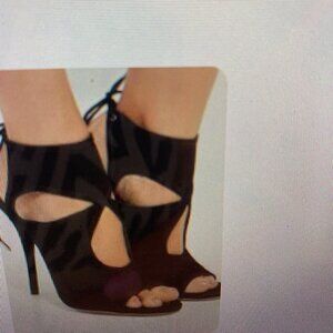 Aquazzara black  leather heels